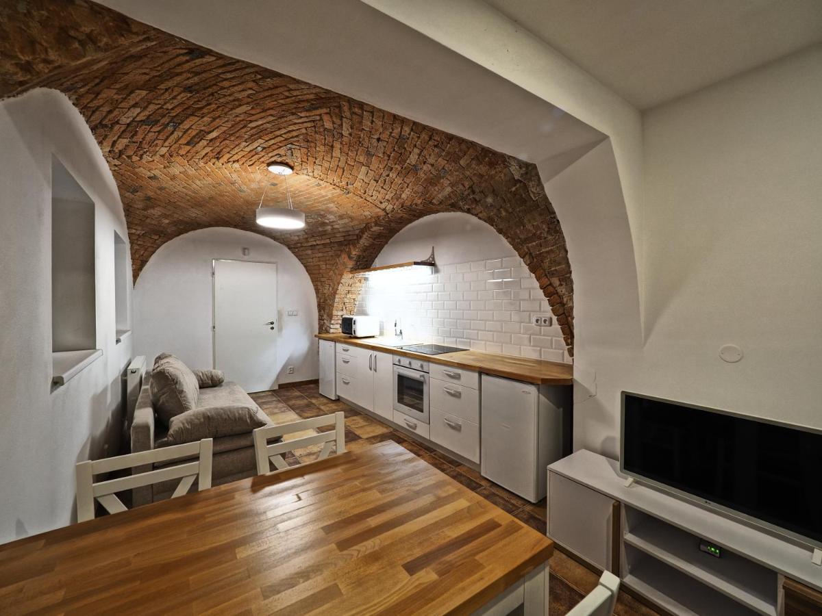 Apartmany Habanska, Cely Dum Pouzdrany Exterior photo