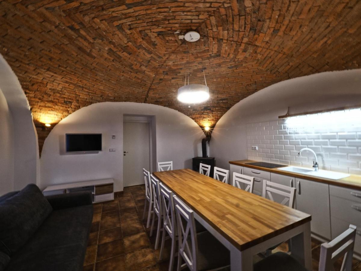 Apartmany Habanska, Cely Dum Pouzdrany Exterior photo
