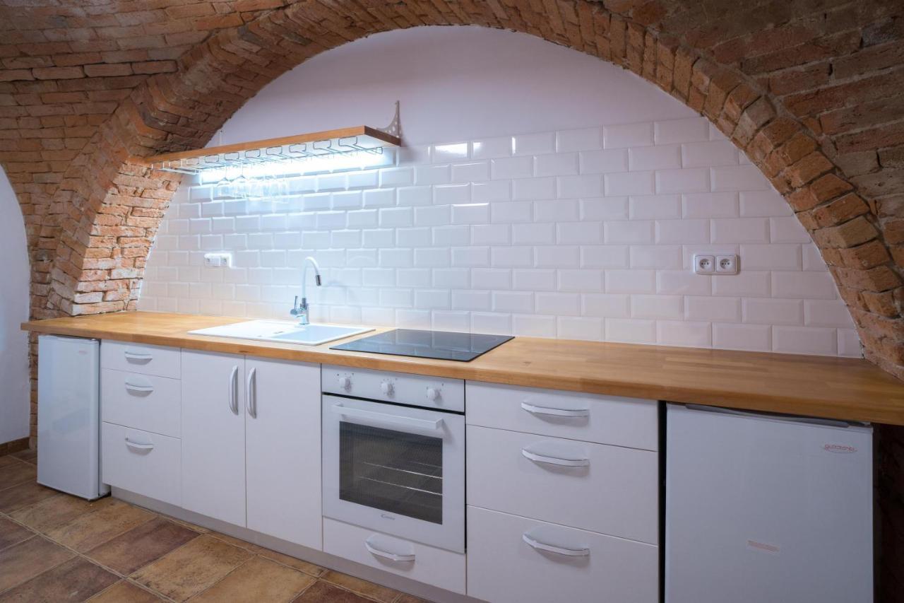 Apartmany Habanska, Cely Dum Pouzdrany Exterior photo